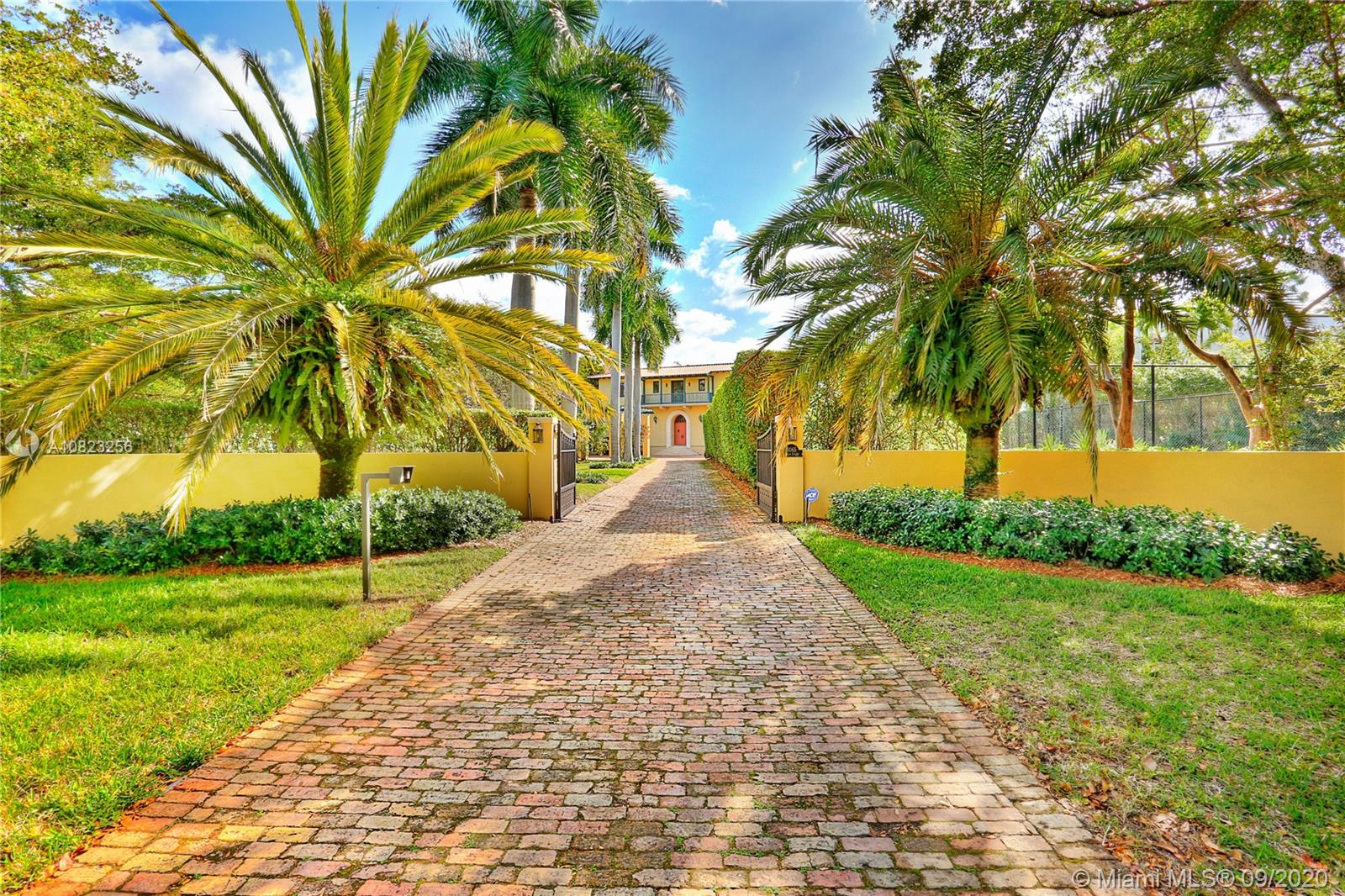 HAMMOCK OAKS HARBOR SEC 3 - Residential