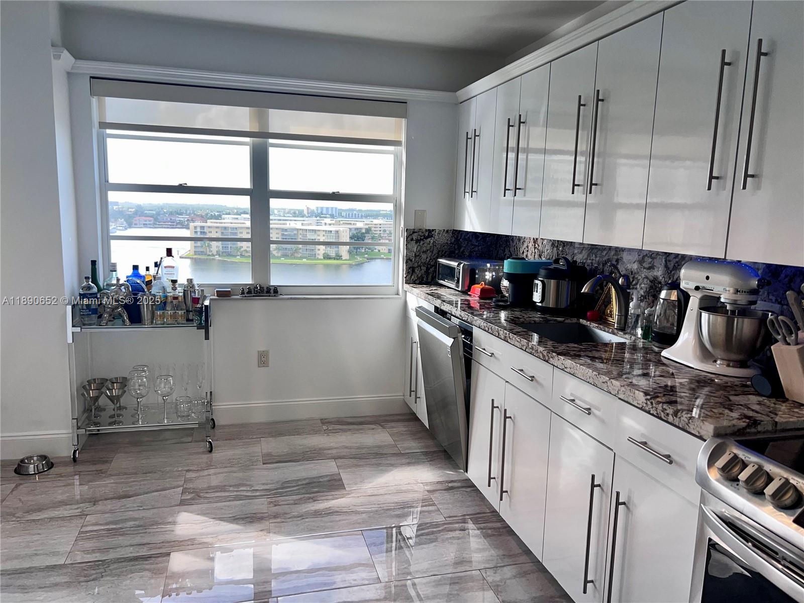 ADMIRALS PORT CONDO WEST - Residential Lease