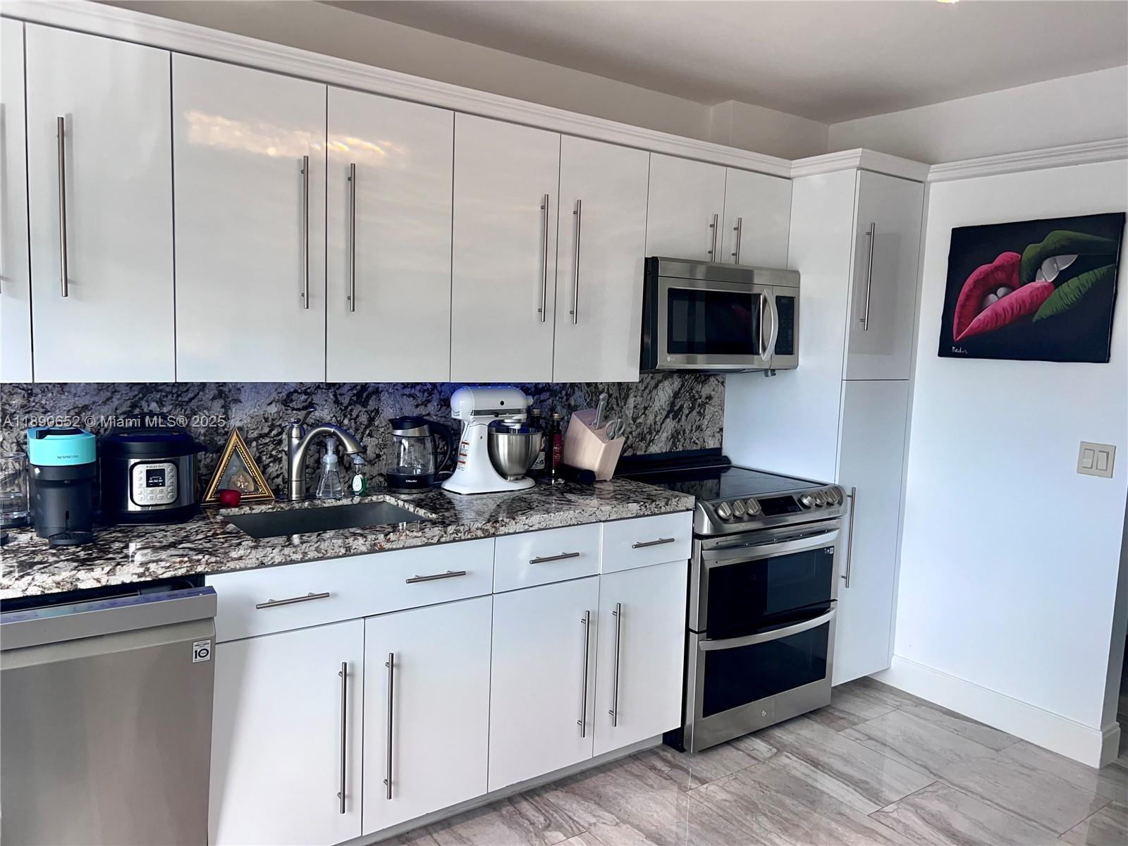 ADMIRALS PORT CONDO WEST - Residential Lease