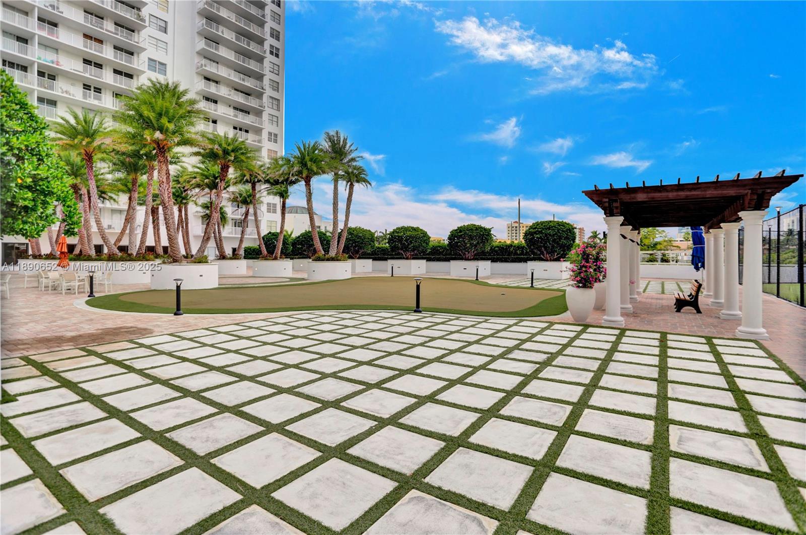 ADMIRALS PORT CONDO WEST - Residential Lease