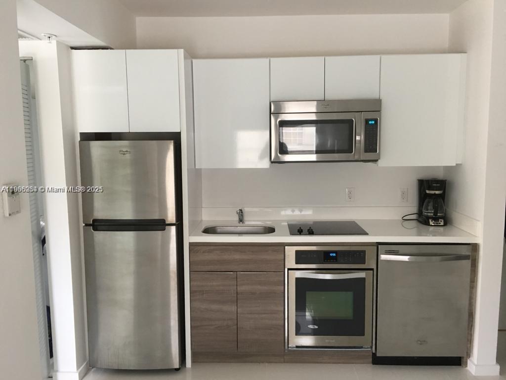 1450 Meridian Ave 104
