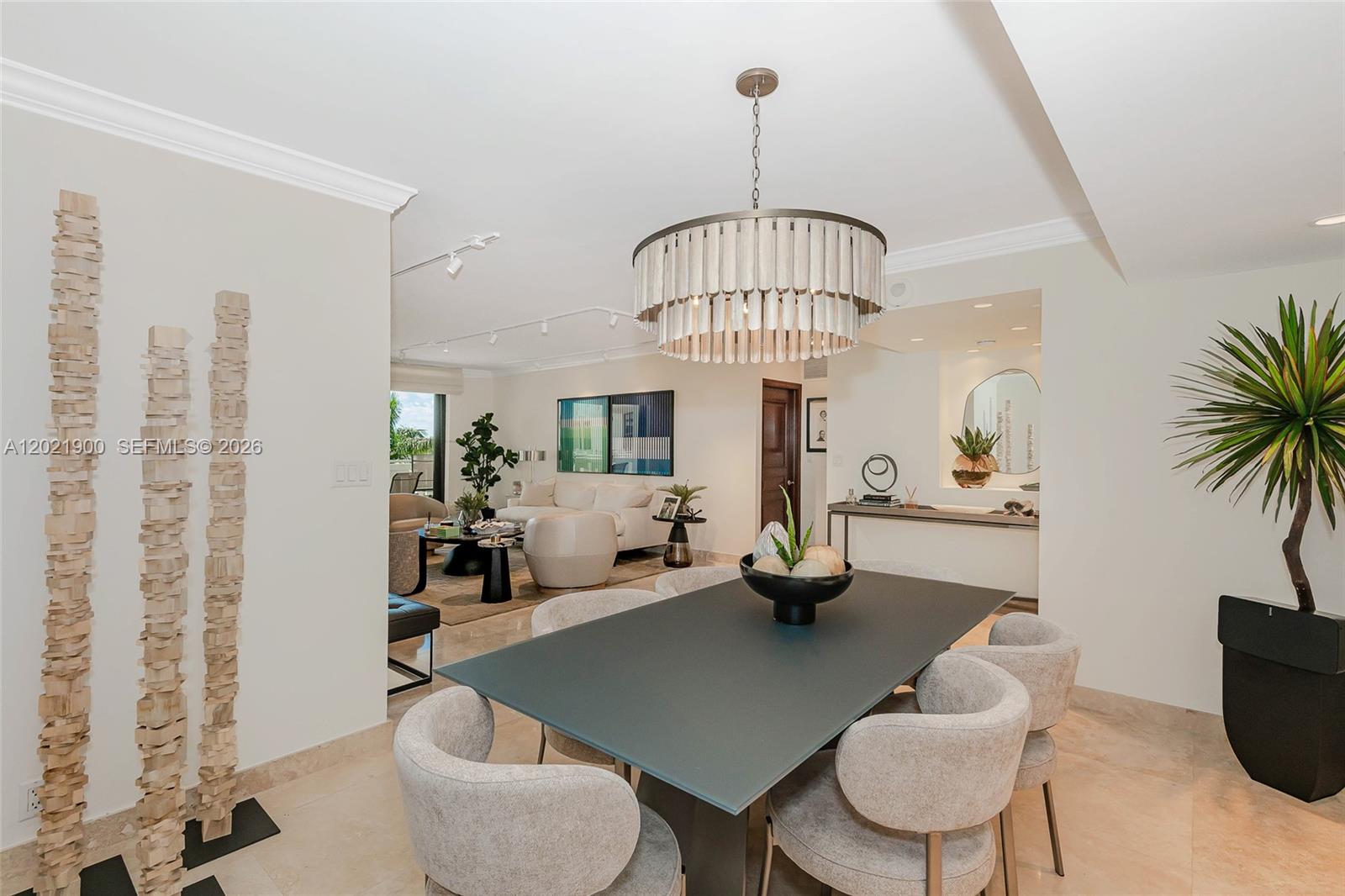 TOWERS OF KEY BISCAYNE CO - Residential