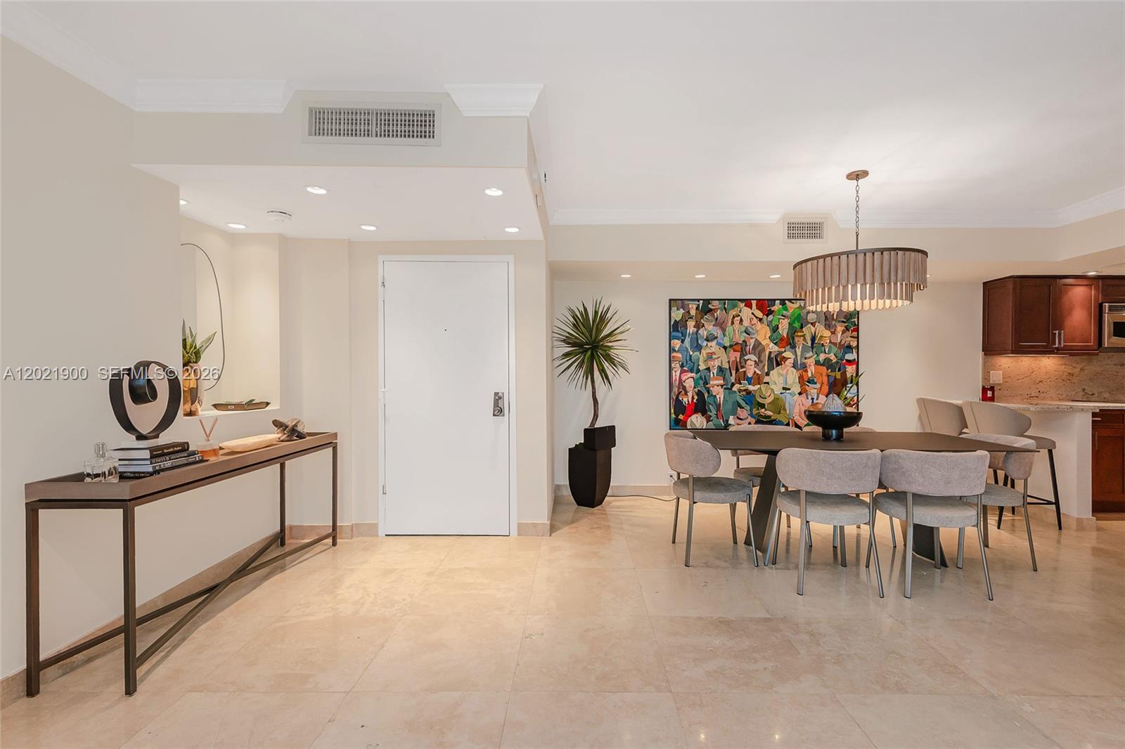 TOWERS OF KEY BISCAYNE CO - Residential