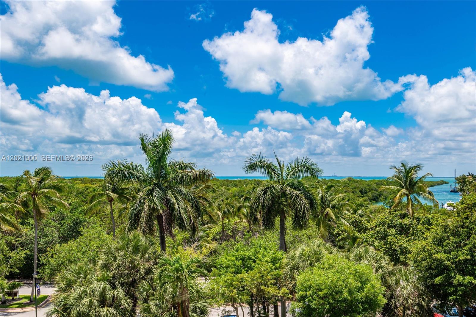 TOWERS OF KEY BISCAYNE CO - Residential