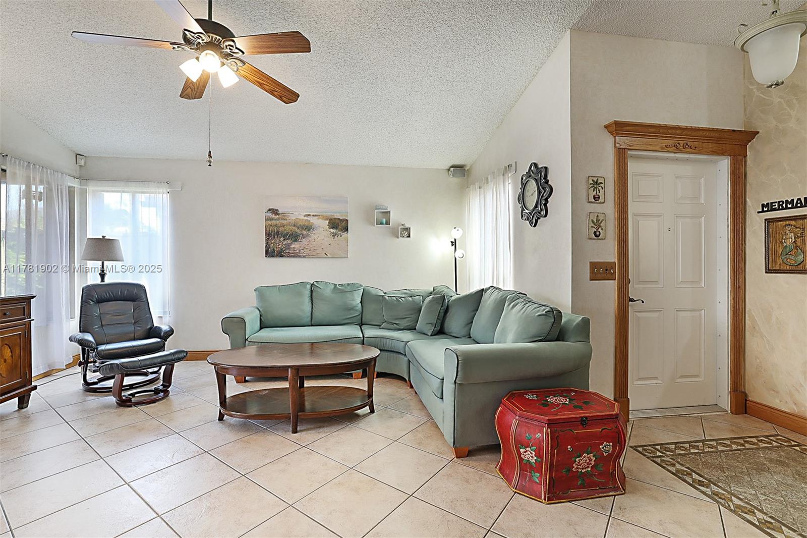 1980 NW 35th Ave, Coconut Creek, FL, 33066/$515,000 2 1980 NW 35th Ave