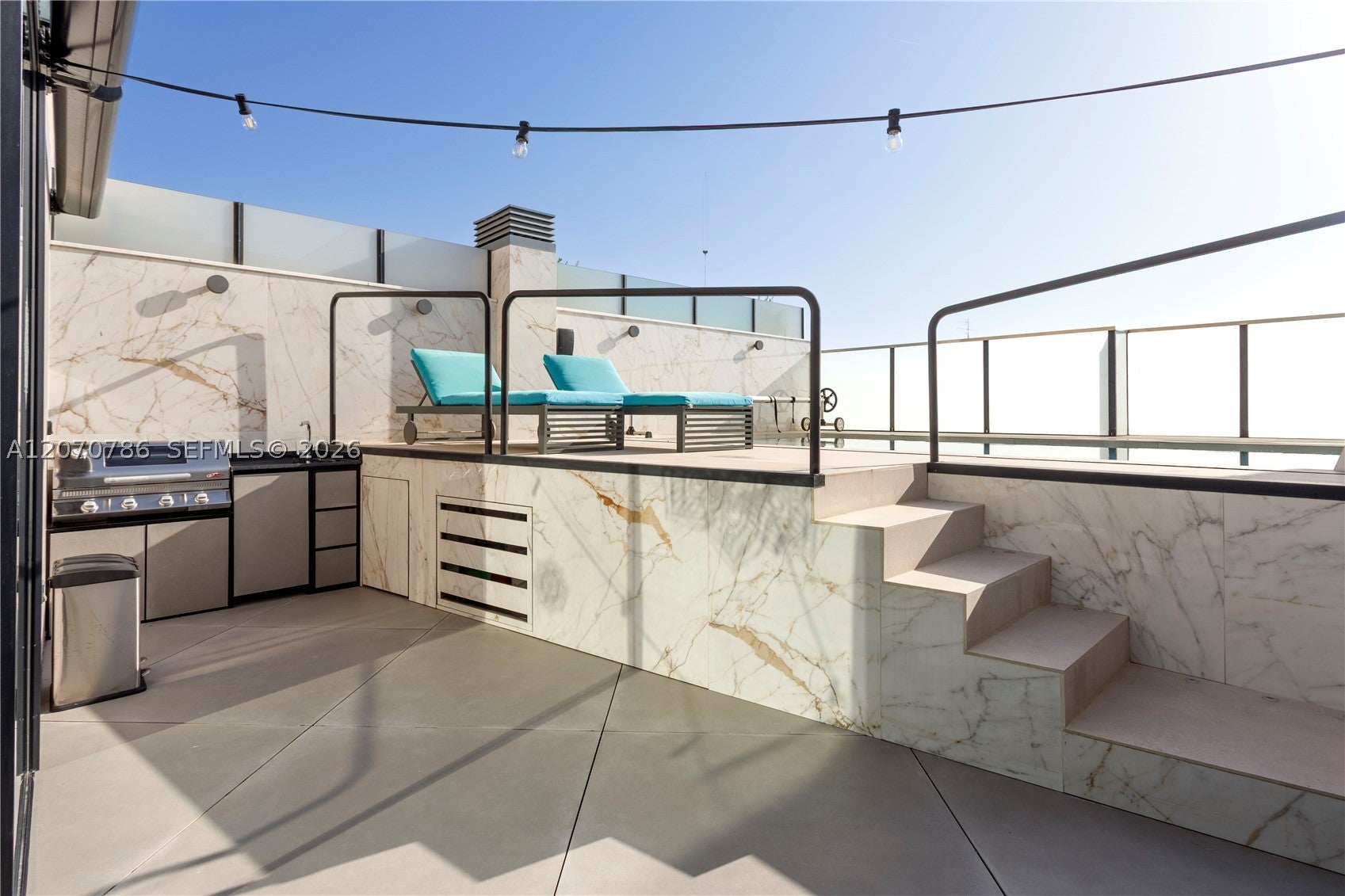 Azure Vue Realty Group real estate and private client services