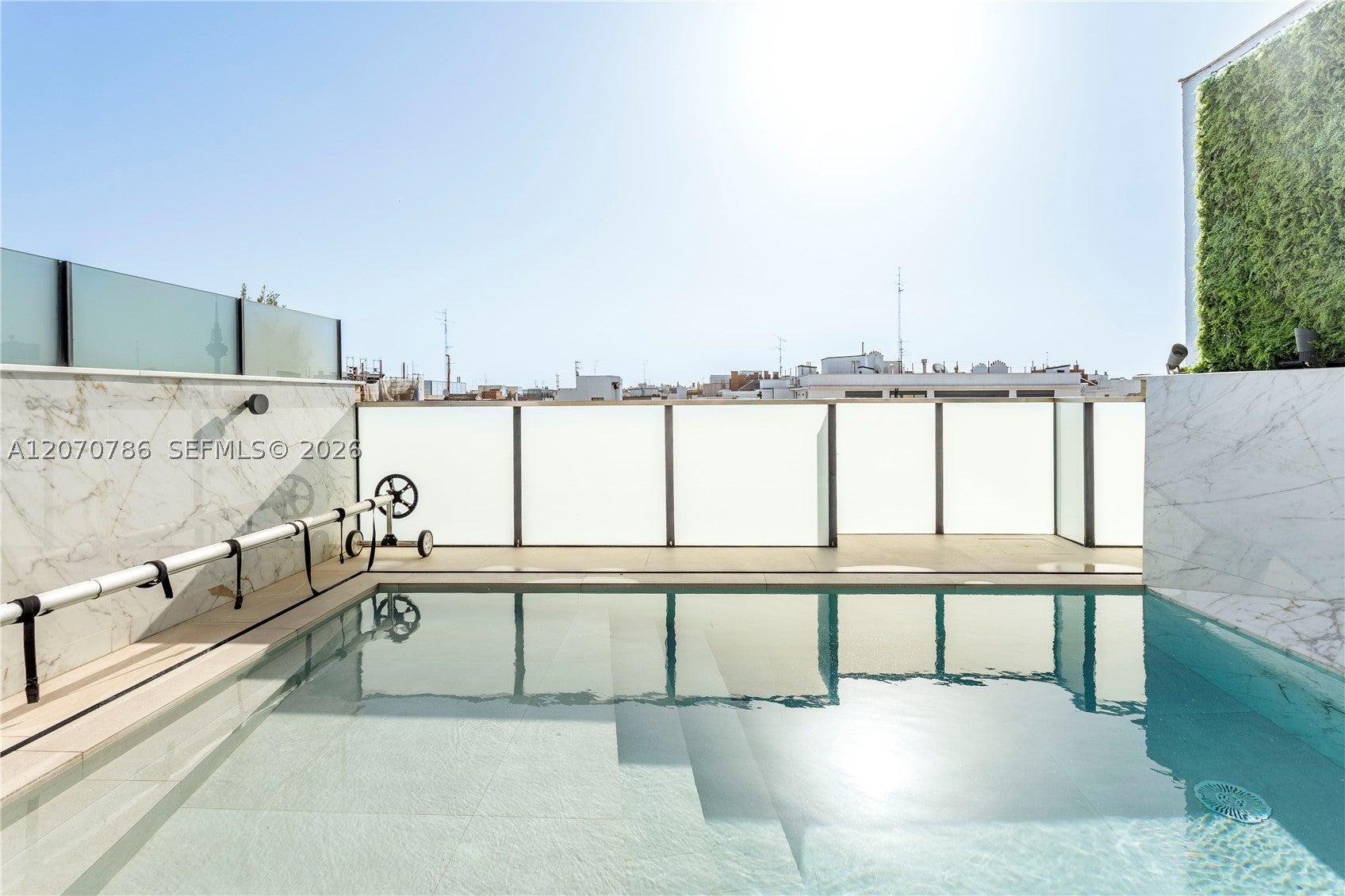 Azure Vue Realty Group real estate and private client services