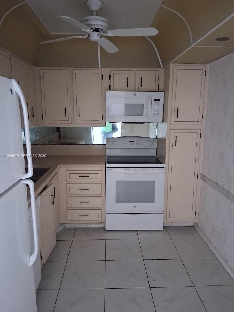 PARK PLACE CONDOMINIUM NO - Residential