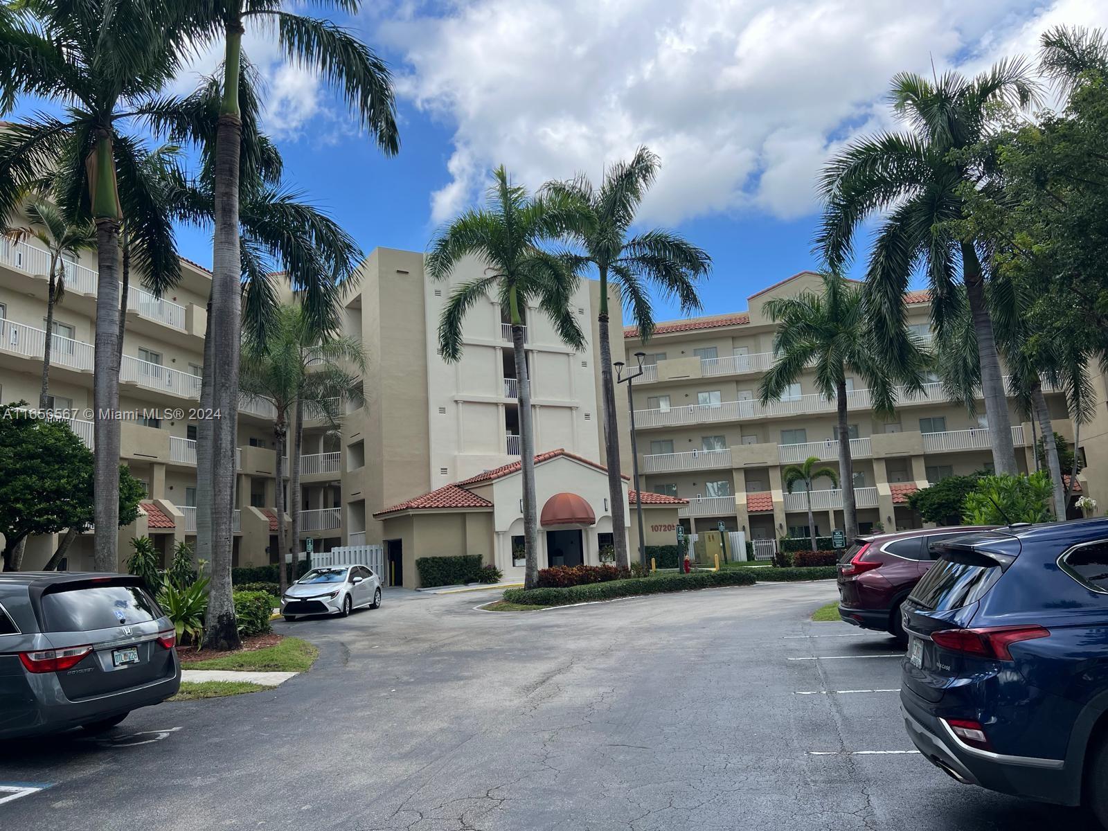 Beautiful apartment 2/2 in Doral Isles Captiva D with lake view, clubhouse, pools, tennis soccer, baseball basketball, gym & restaurant, near to shopping and excellent schools. Rented for $3500.00 until 02/28/2026.