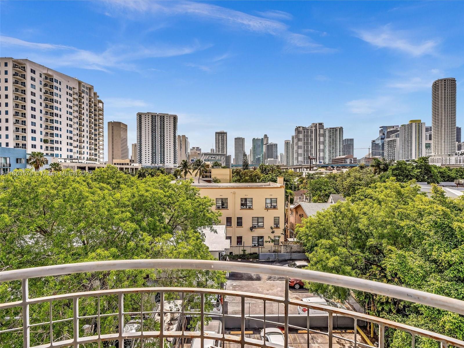 RIOPLAZA CONDOMINIUM SOUT - Residential