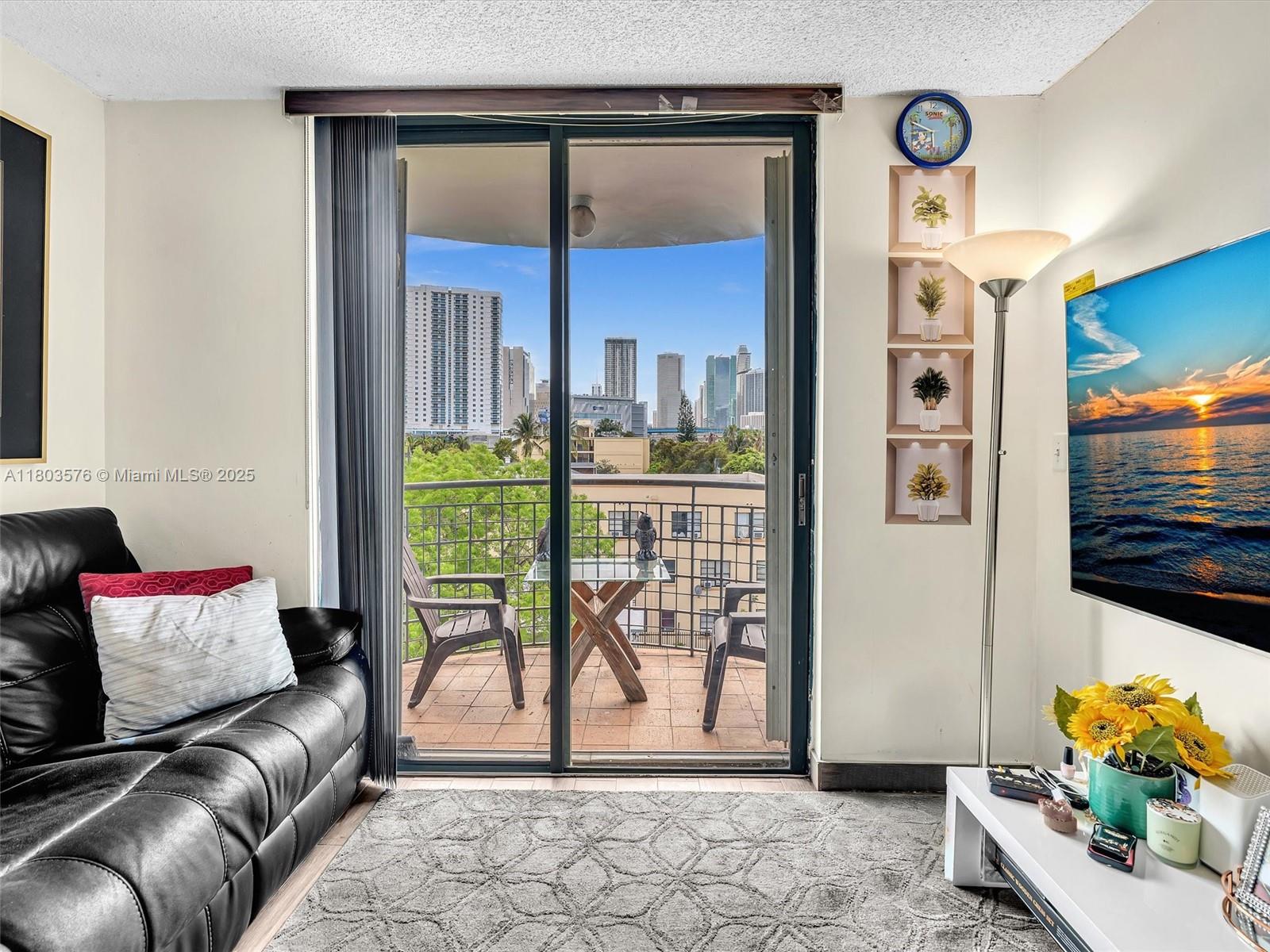 RIOPLAZA CONDOMINIUM SOUT - Residential