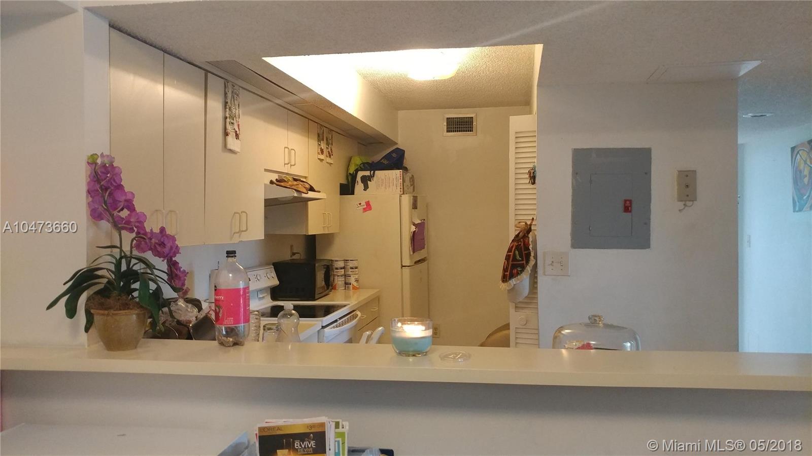 LE CLUB AT OLD CUTLER CON - Residential