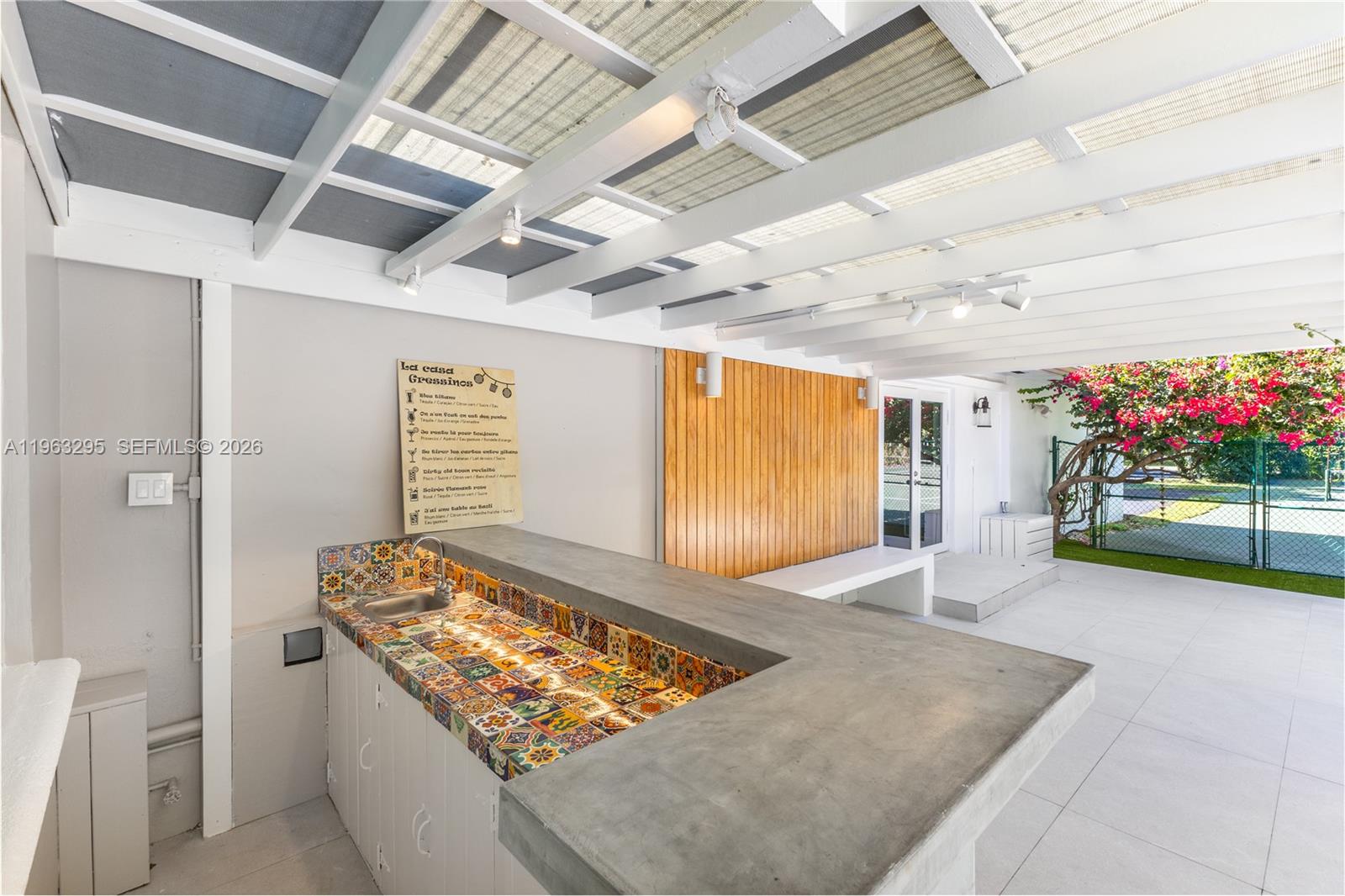 HARD LUCK SUB - Residential