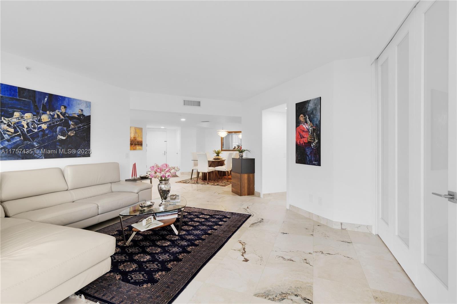 21055 Yacht Club Dr 902