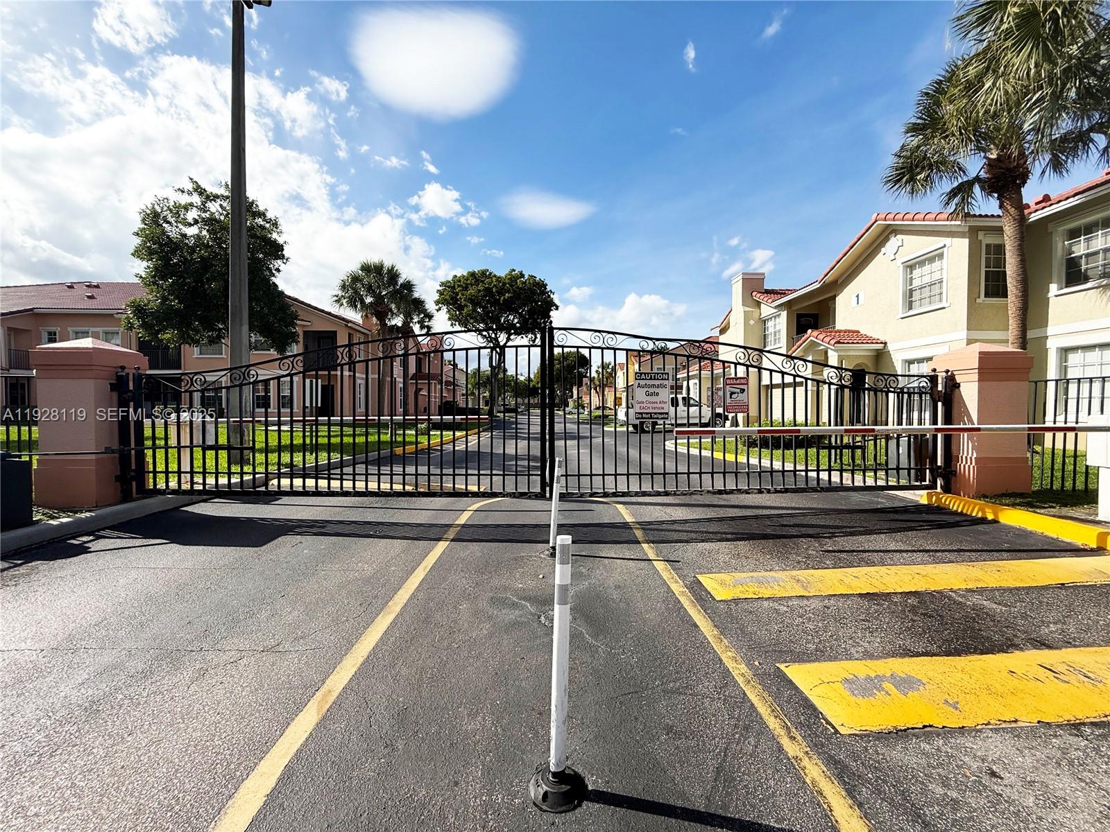 BELMONT AT NORTH LAUDERDA - Residential Lease