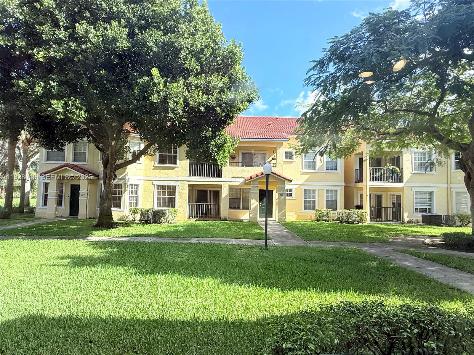 BELMONT AT NORTH LAUDERDA - Residential Lease