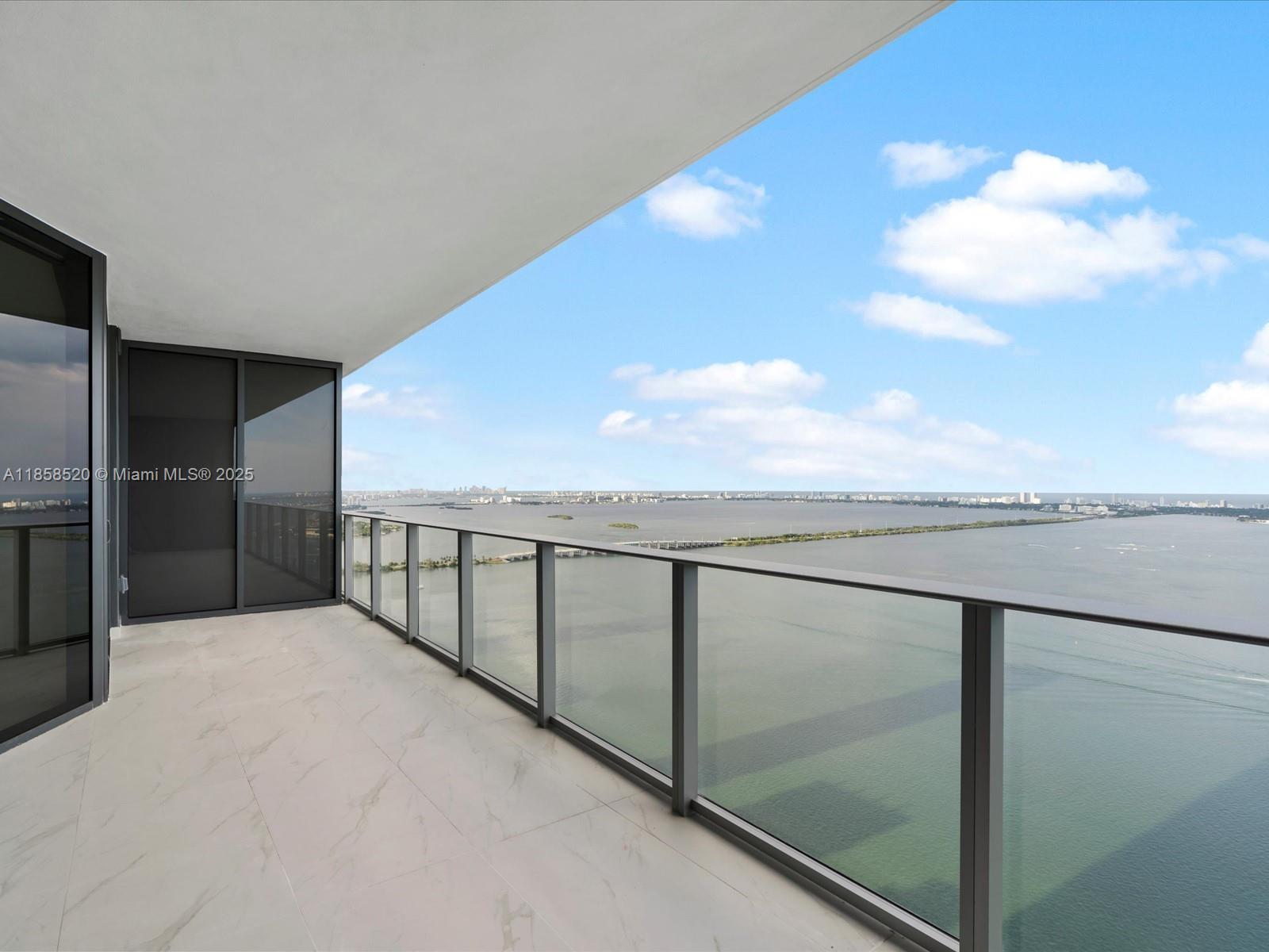 Aria Reserve Miami - Residential