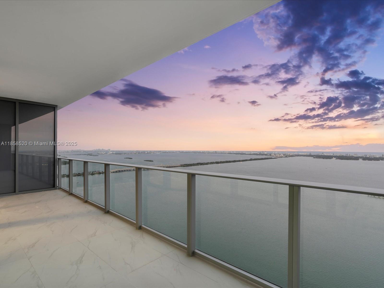 Aria Reserve Miami - Residential