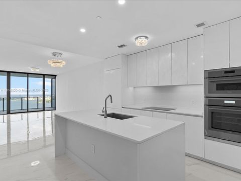 700 NE 24 Street 4906 Miami FL 33137