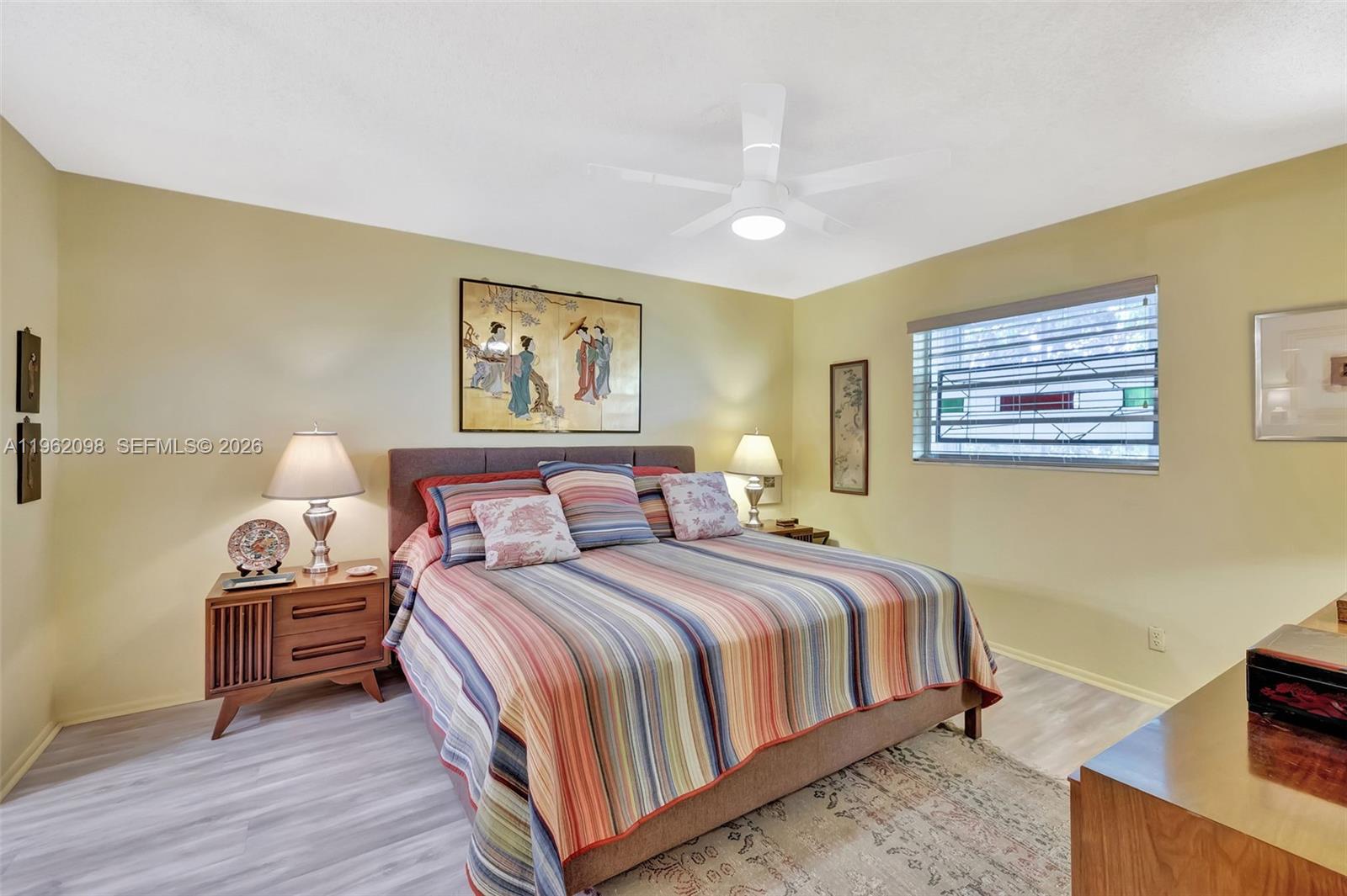 SAPPHIRE CONDO - Residential