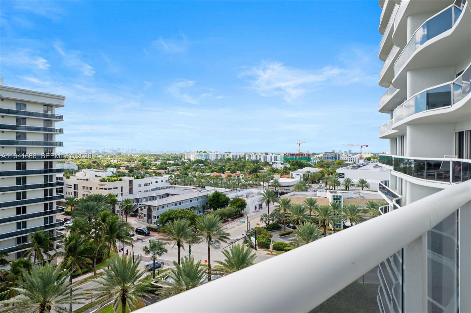 9601 Collins Ave 908