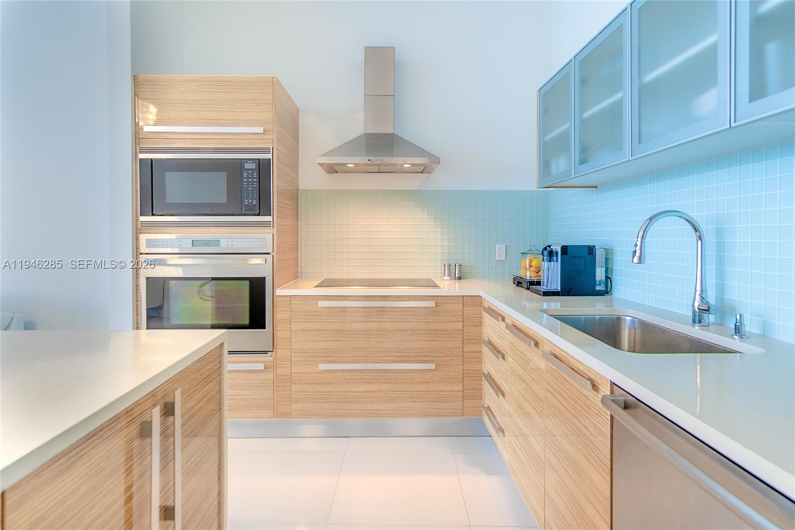 2020 N Bayshore Dr 2404