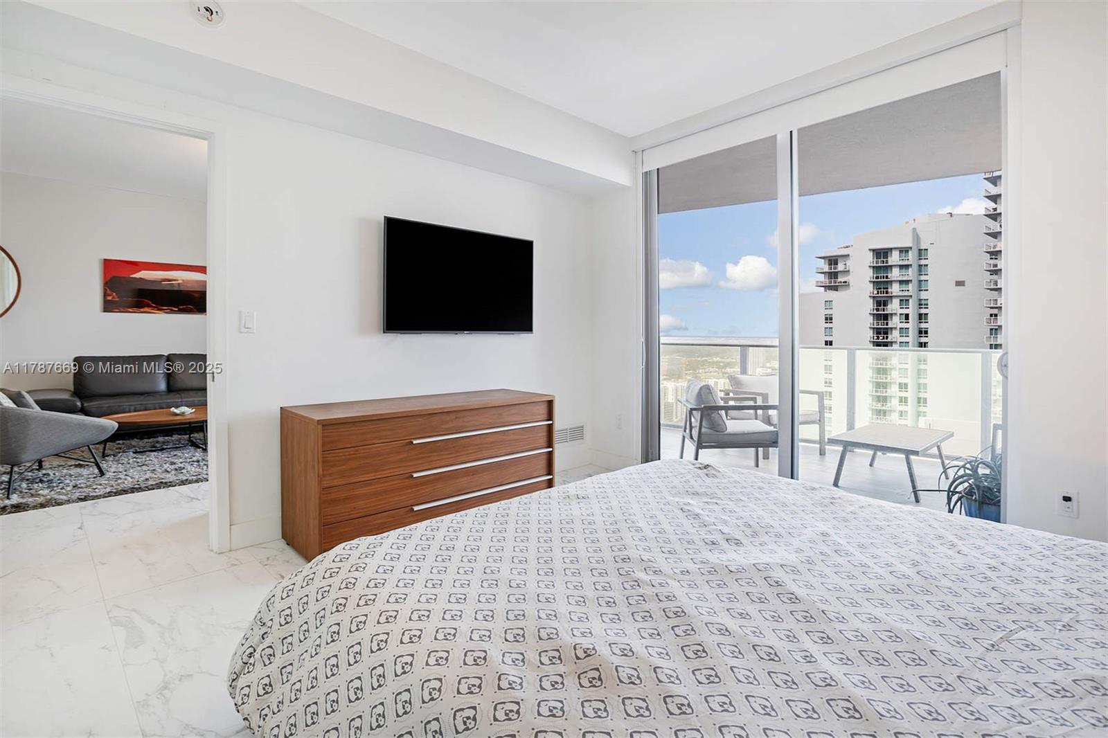 ARIA ON THE BAY CONDO - Residential Lease
