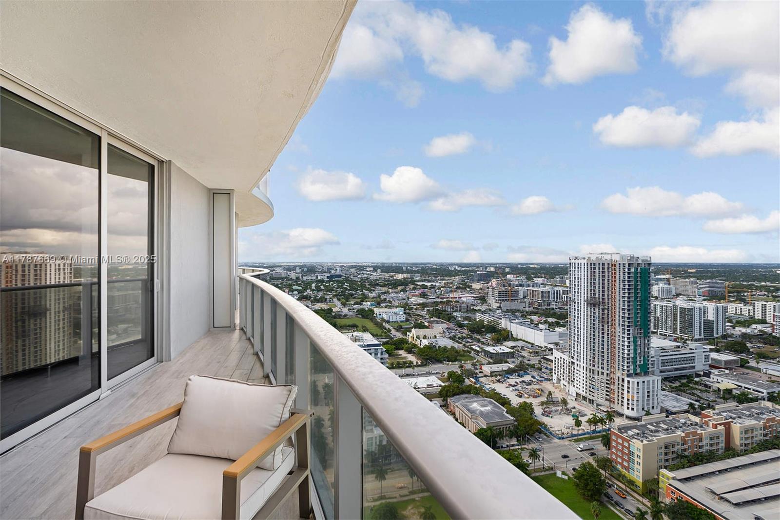 ARIA ON THE BAY CONDO - Residential Lease