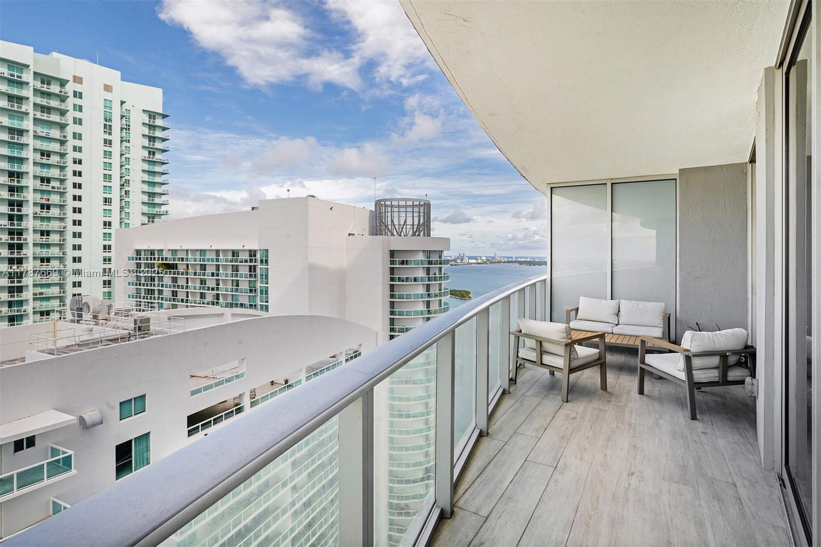 ARIA ON THE BAY CONDO - Residential Lease