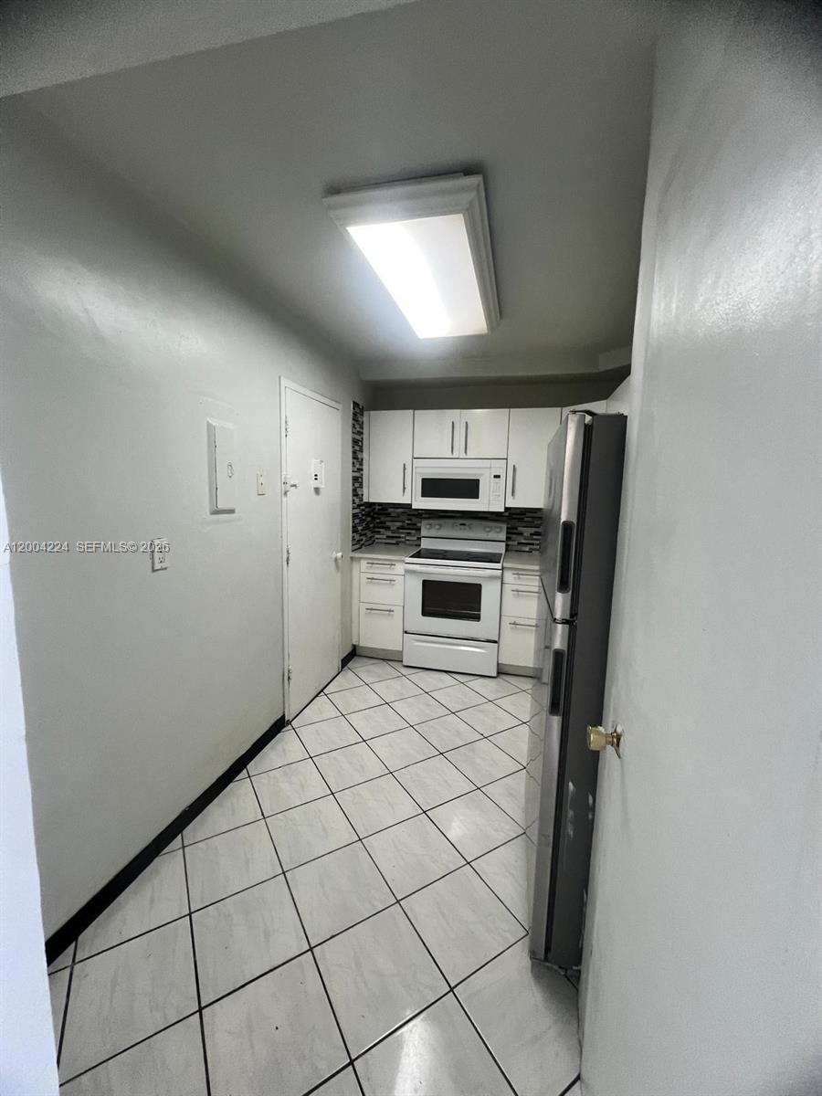 KENNEDY HOUSE CONDO - Residential