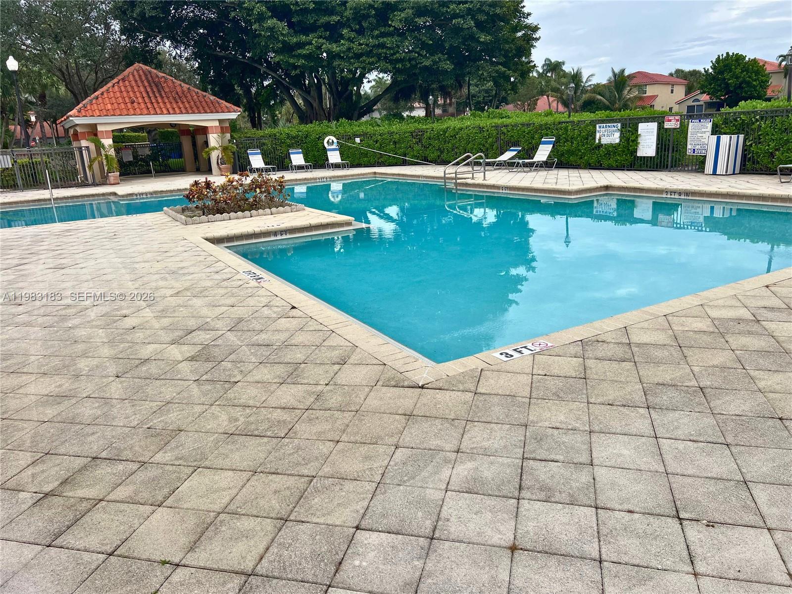 CORAL KEY CONDO - Residential