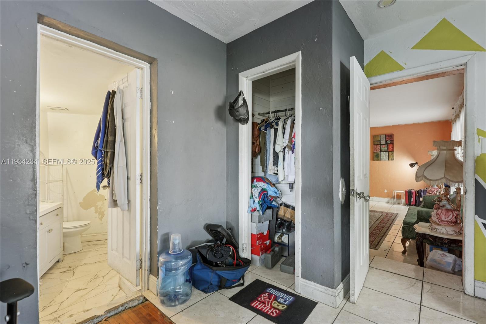 CORAL HEIGHTS - Residential