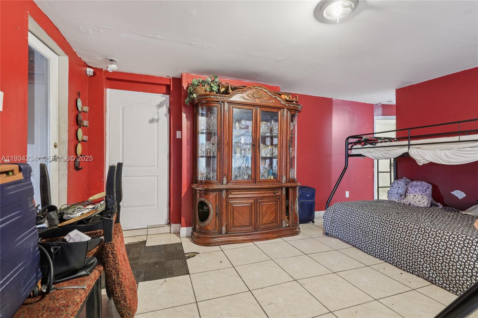 CORAL HEIGHTS - Residential