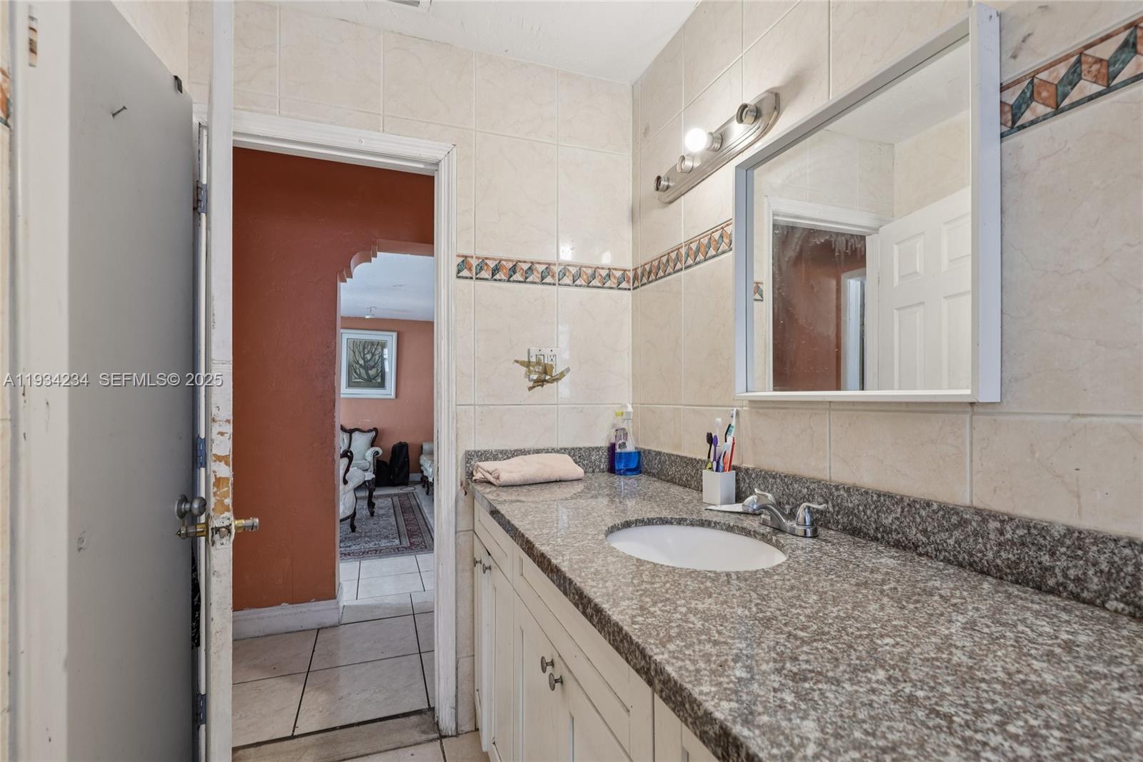 CORAL HEIGHTS - Residential