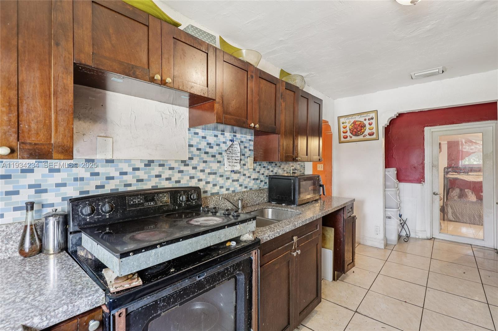 CORAL HEIGHTS - Residential