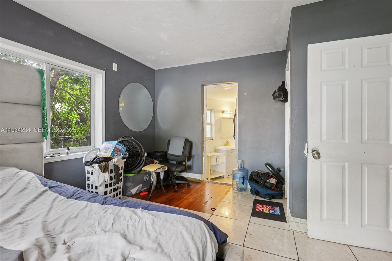 CORAL HEIGHTS - Residential