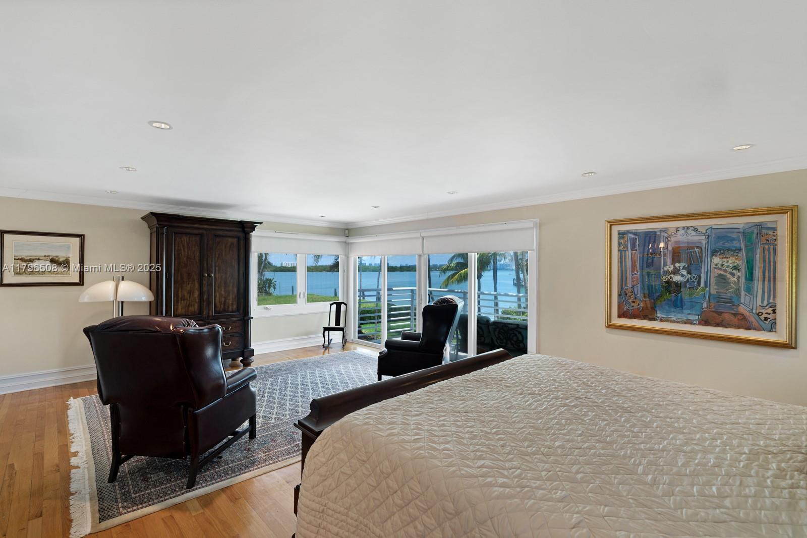 BAY HARBOR ISLAND - Residential