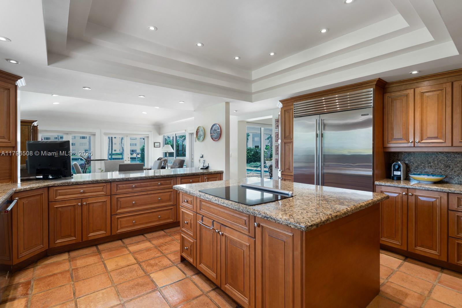 BAY HARBOR ISLAND - Residential