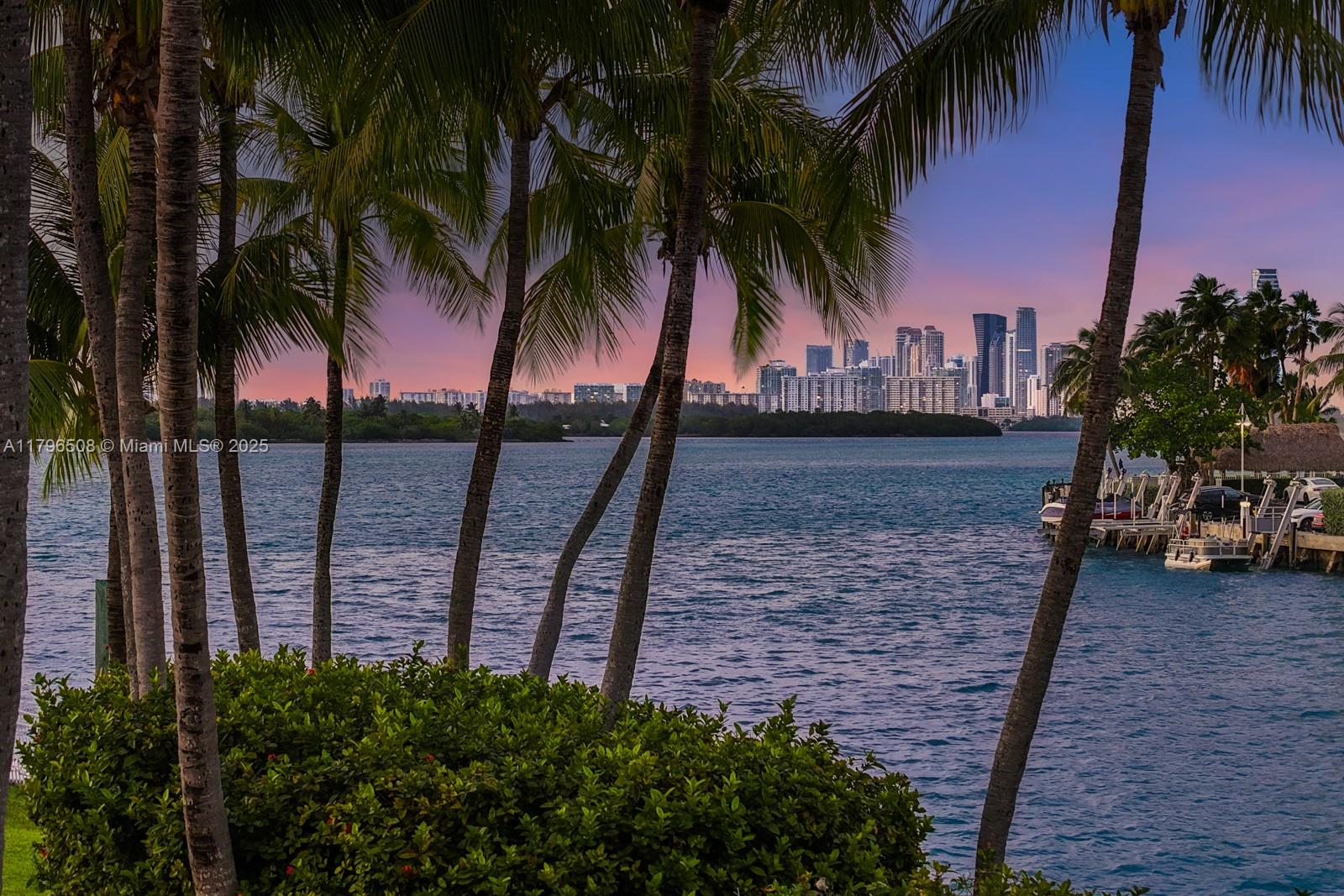 BAY HARBOR ISLAND - Residential