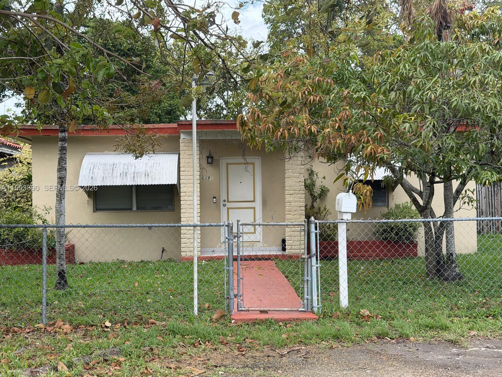 CORAL VILLAS REV - Residential