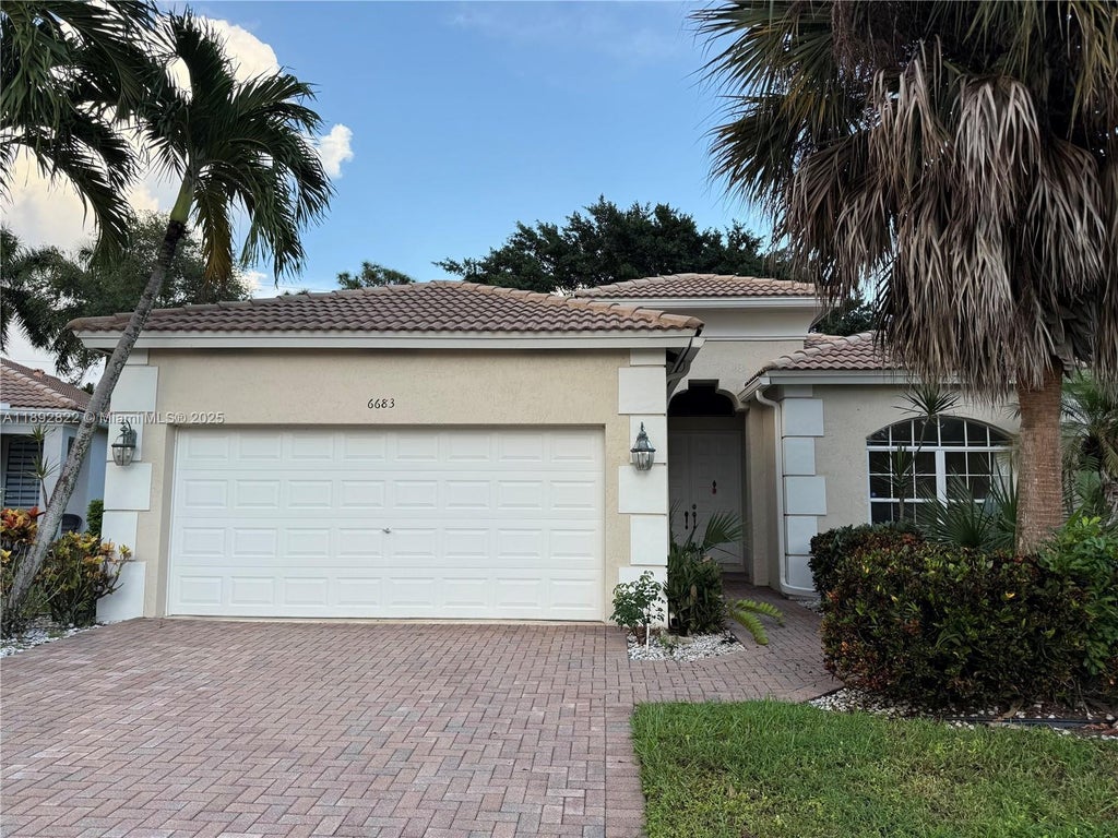 Photo of 6683 Southport Dr, Boynton Beach, FL 33472 (MLS # A11892822)
