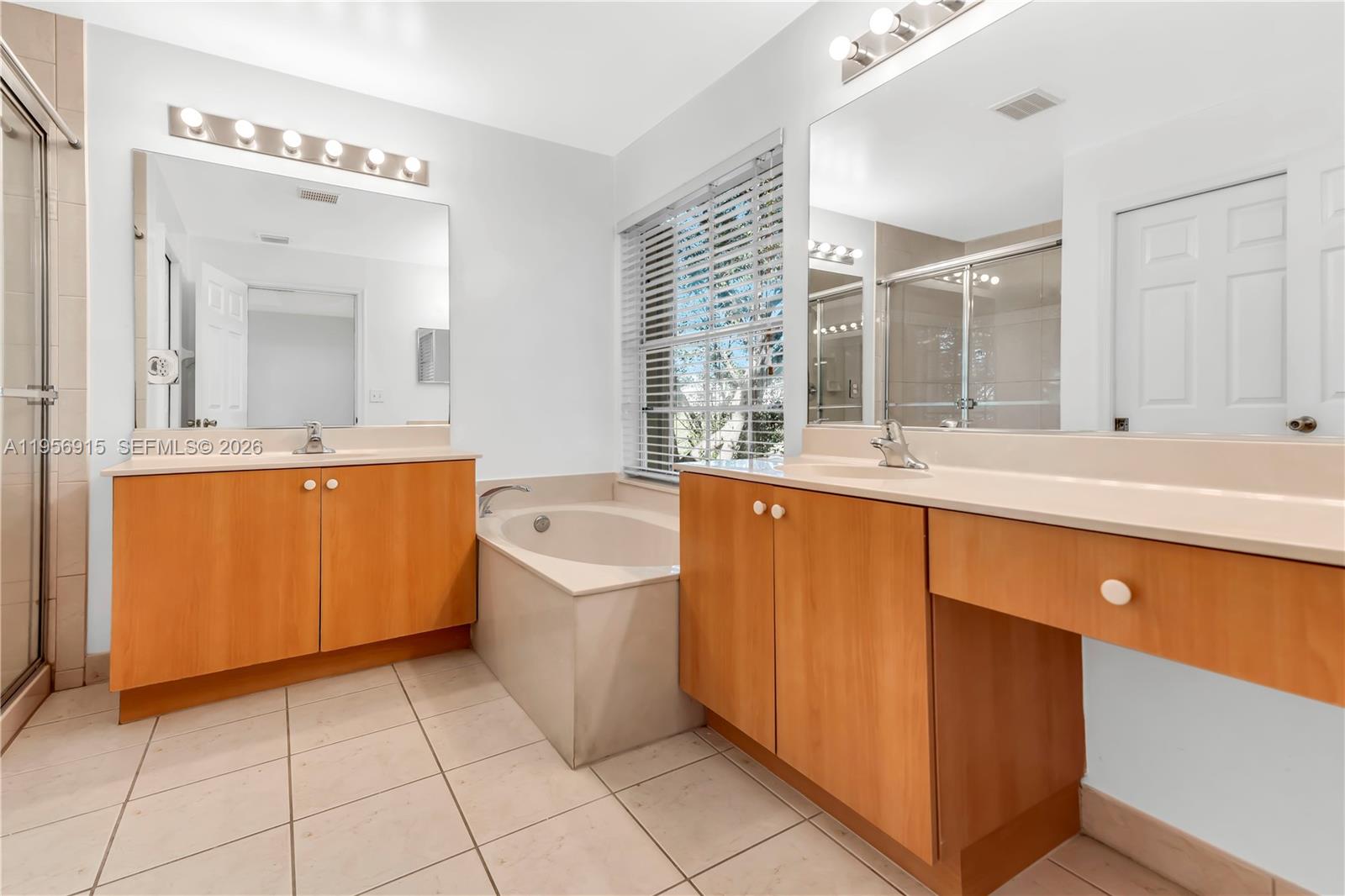 SILVER FALLS POD - Residential