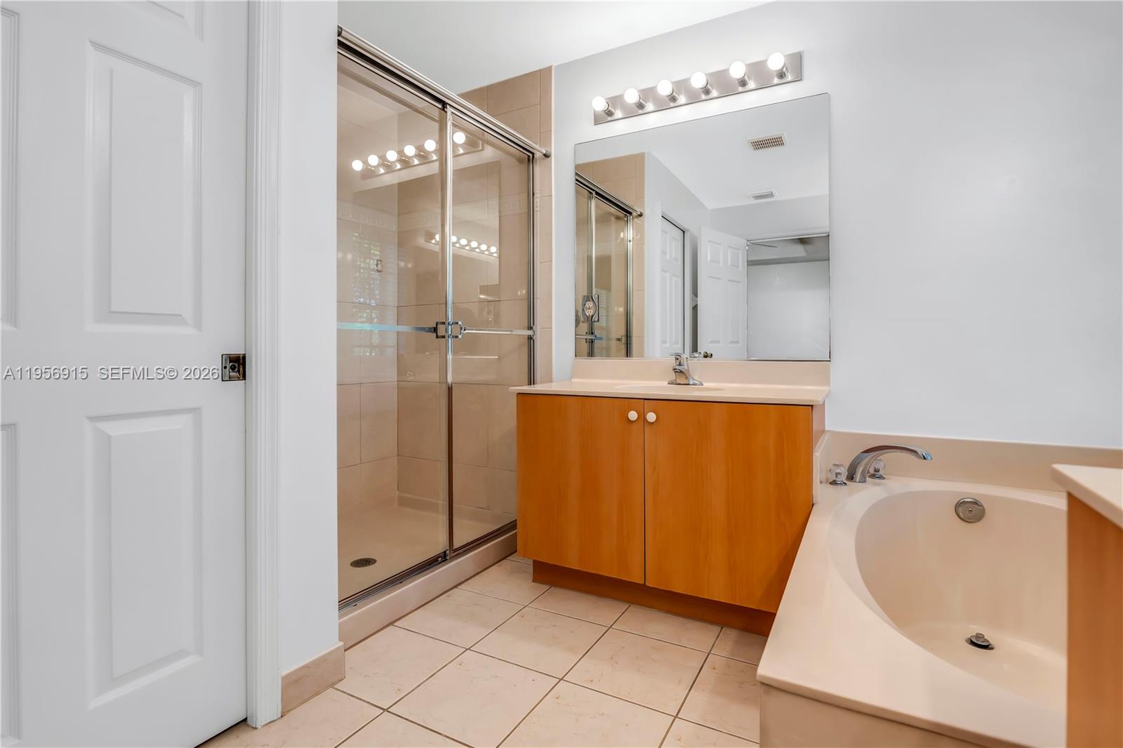 SILVER FALLS POD - Residential