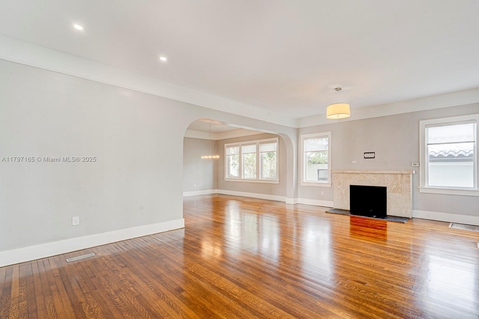 428 SW 23rd Rd