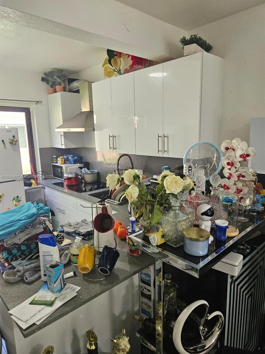 351 E 4th Ave 4, Hialeah, FL, 33010/$249,900 3 351 E 4th Ave 4