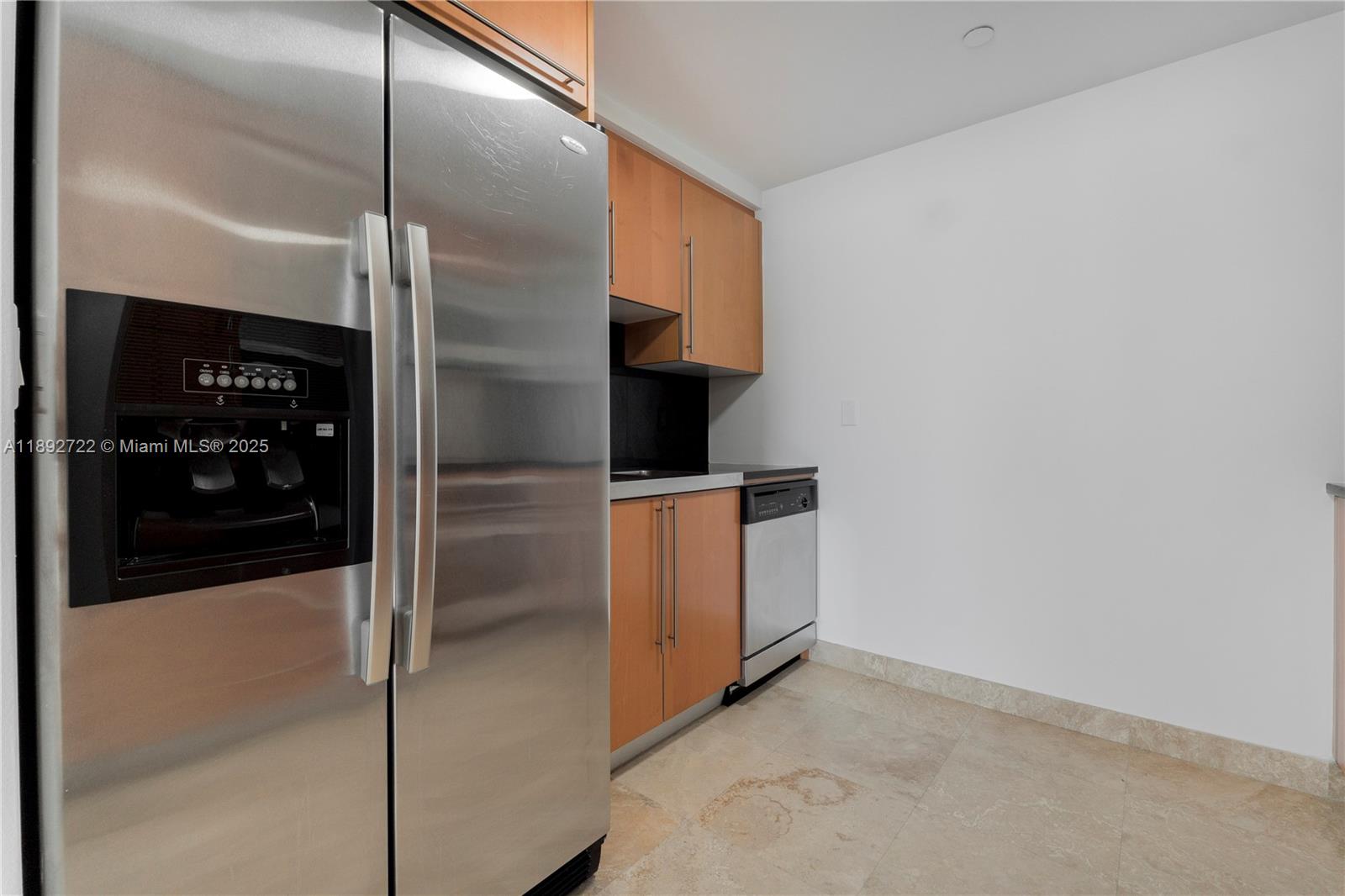 AKOYA CONDO - Residential Lease