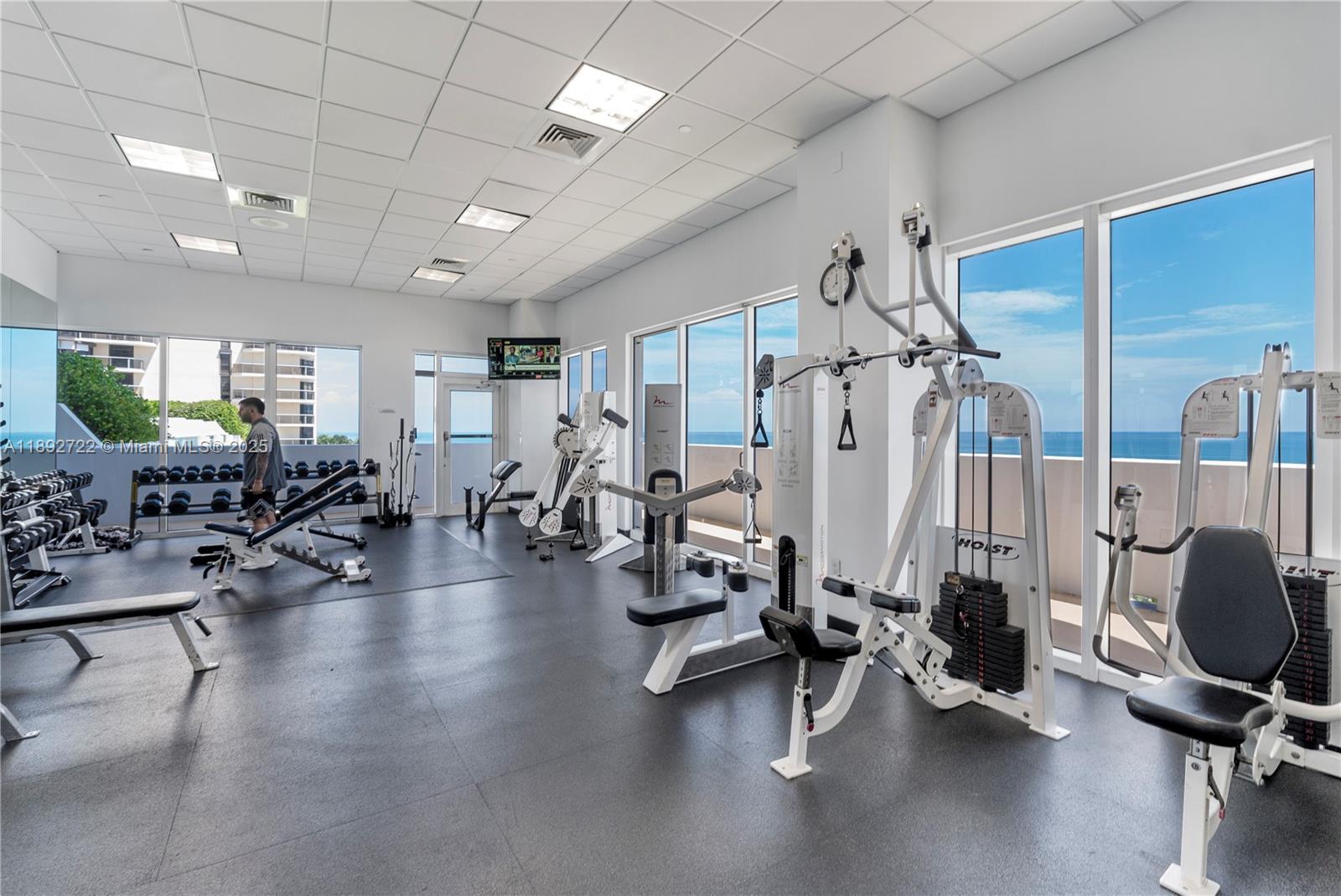 AKOYA CONDO - Residential Lease
