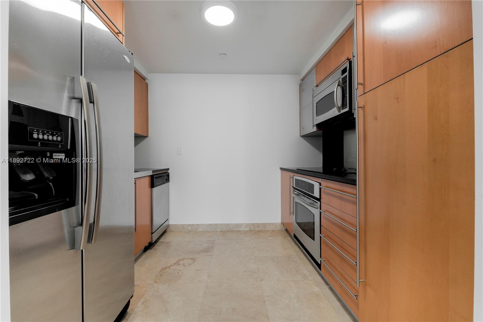 AKOYA CONDO - Residential Lease