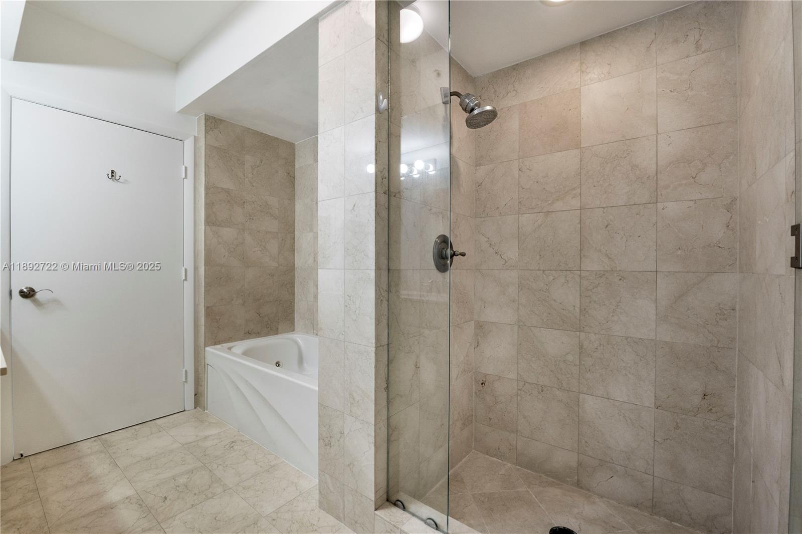 AKOYA CONDO - Residential Lease