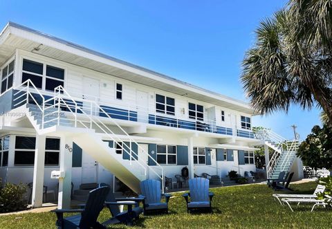 810 S Surf Rd Hollywood FL 33019